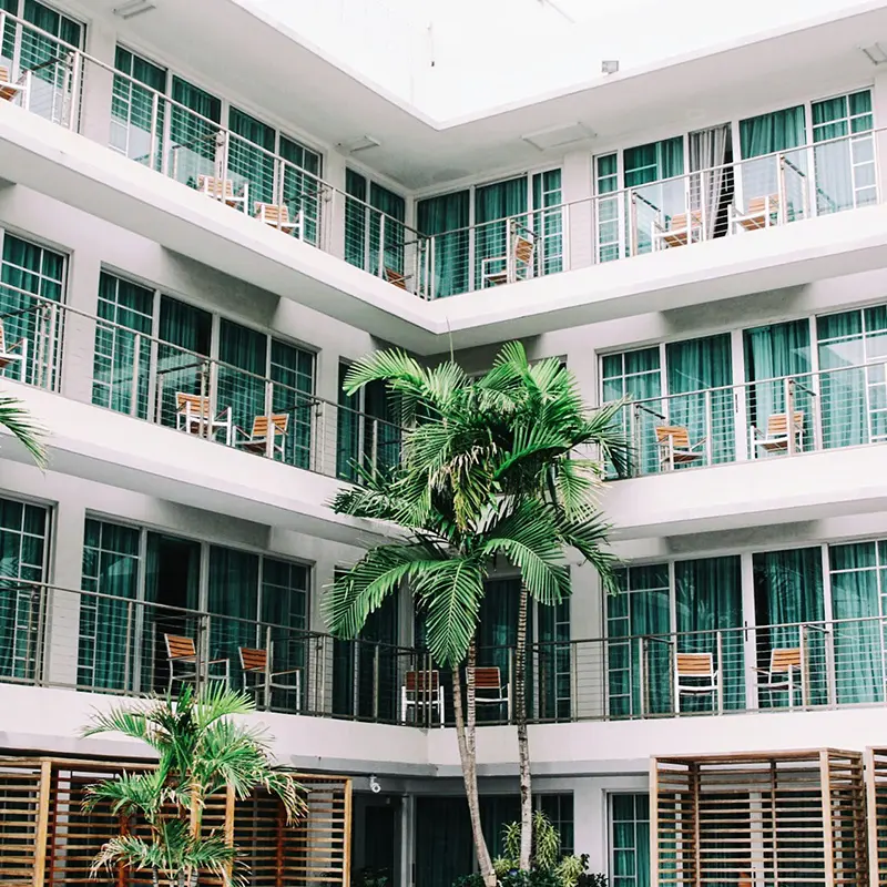 HOTEL 1